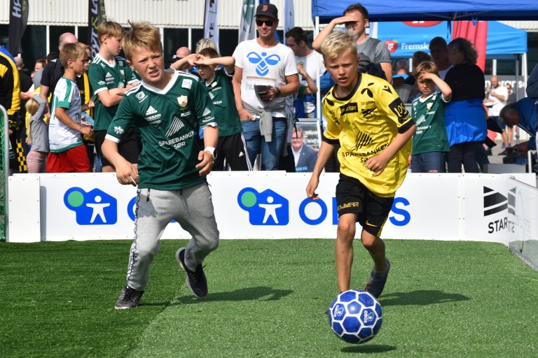 fanzone pluss 15