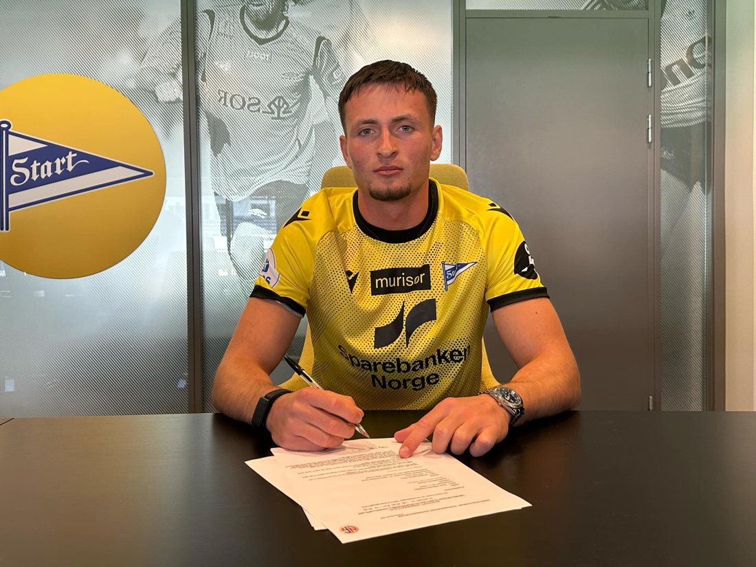 Deni signerer en kontrakt ut 2028 med klubben!