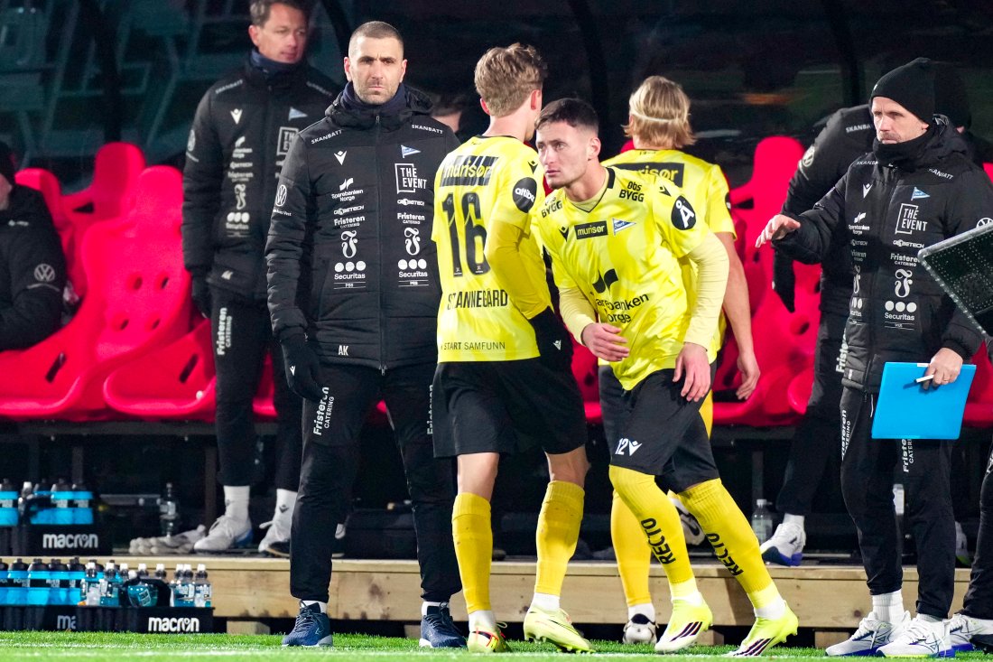 Deni Dashaev lånes ut til Strømmen IF / Start