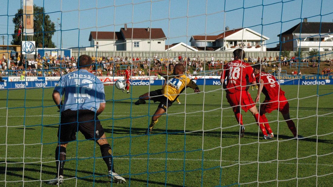 David Nielsen scorer mot Brann og Håkon Opdal