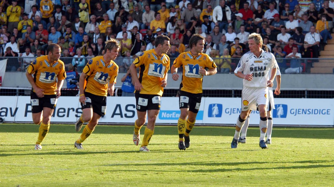 Corner-trekk: Steinar Pedersen, Marius Johnsen, Todi Jonsson og Kristofer Hæstad. RBKs Jan Gunnar Solli søker å forstå