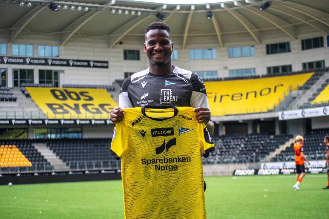 Adebayo har signert en kontrakt ut 2028 med IK Start. I morgen kan bli hans første kamp med vimpelen på brystet.