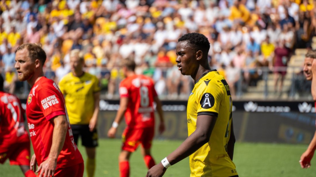 Terry pådro seg en alvorlig kneskade sommeren 2025 mot Lillestrøm. Siden da har spissen jobbet hardt for å komme tilbake på banen.