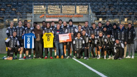 Gir 20.000 kr av botkassa til Finns.Fairway