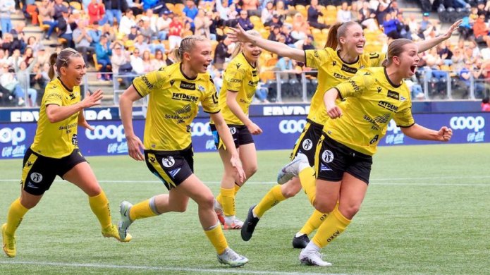 Cupkamp mot John Arne Riise for IK Start Kvinner